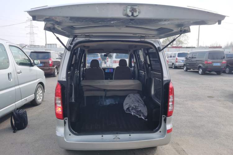 Used Wuling Hongguang V 2022 1.5L Jingqu Edition Electric-Assist LAR Trunk