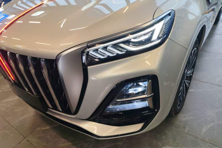 Used Hongqi HS5 2023 2.0T Four-Wheel Drive Flagship Pro Edition