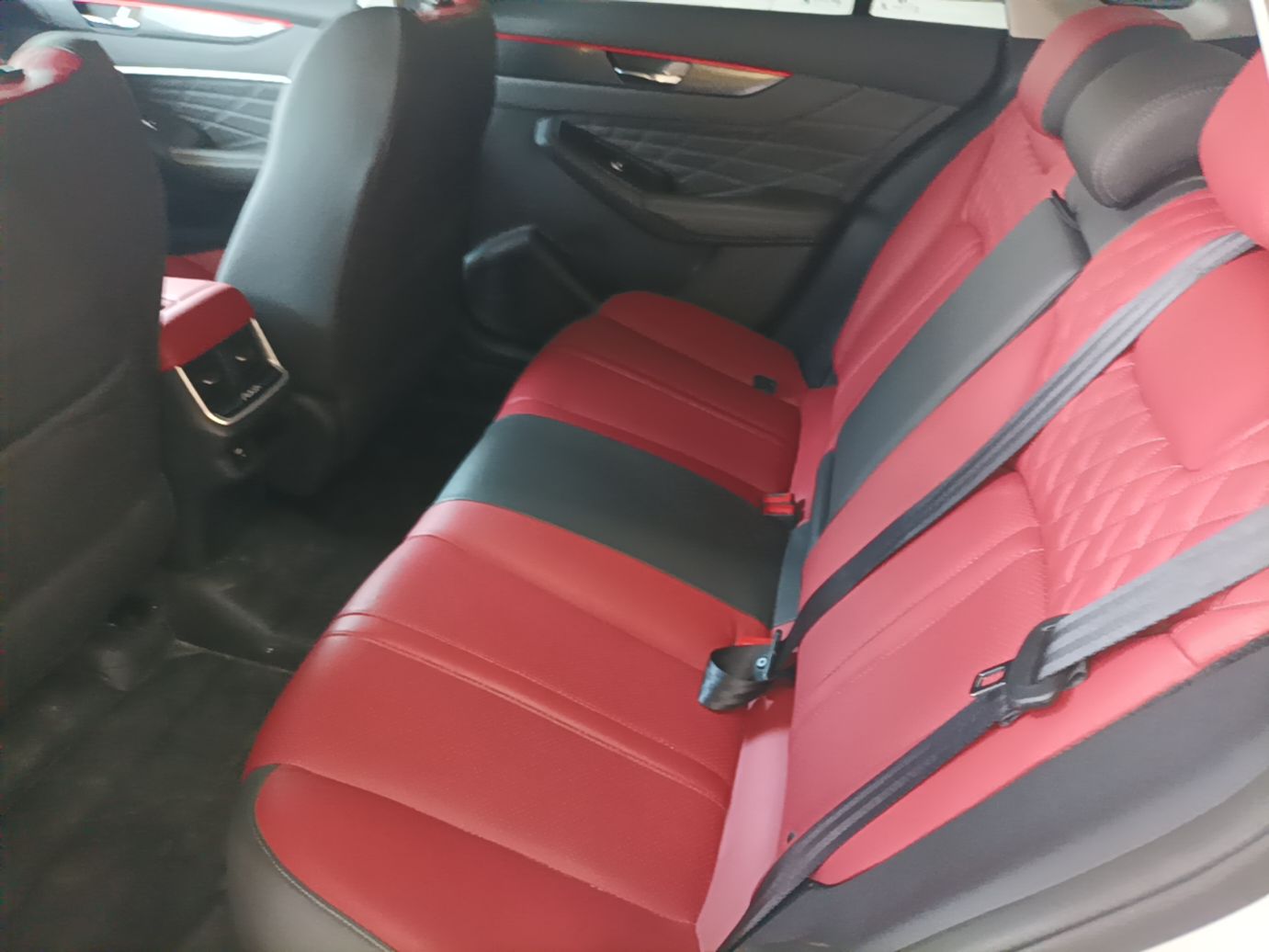 Dongfeng Aeolus Yixuan MAX 2021 1.5T Ultra-Stylish Trendsetter Edition — снимка 20