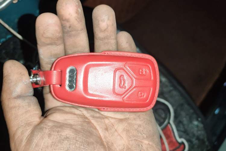 Used Audi Q5L 2020 Updated 40 TFSI Prestige Fashion Edition
