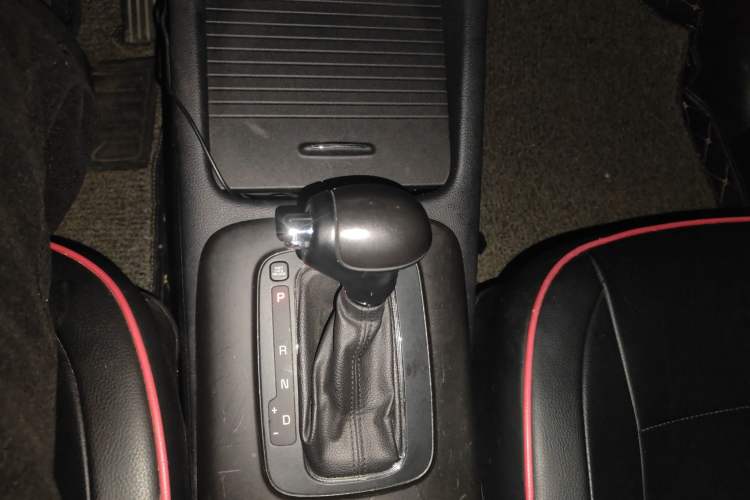 Used Kia K3 2015 1.6L Automatic GLS