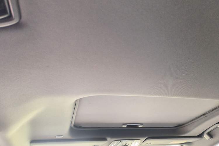 Used Toyota SIENNA 2021 2.5L Hybrid Ultimate Edition Headliner