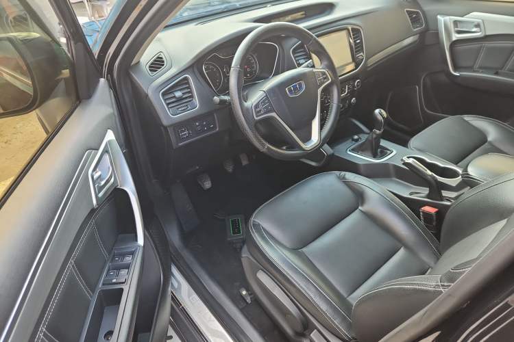 Used Geely Auto Vision X6 2016 1.8L Manual Luxury Model Driver Seat