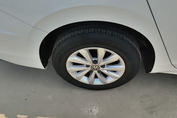 Used Volkswagen Bora 2020 1.5L Manual Fashion Edition
