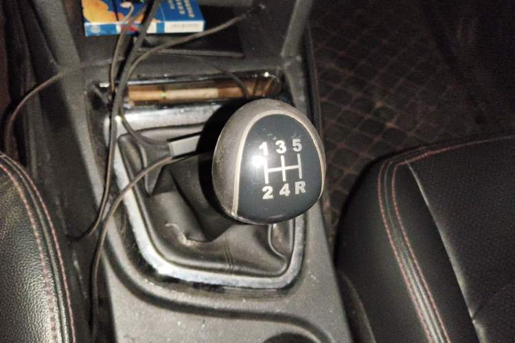 Used HYOSOW S2 2014 1.5L Manual Comfort Version China IV Emission Standard
