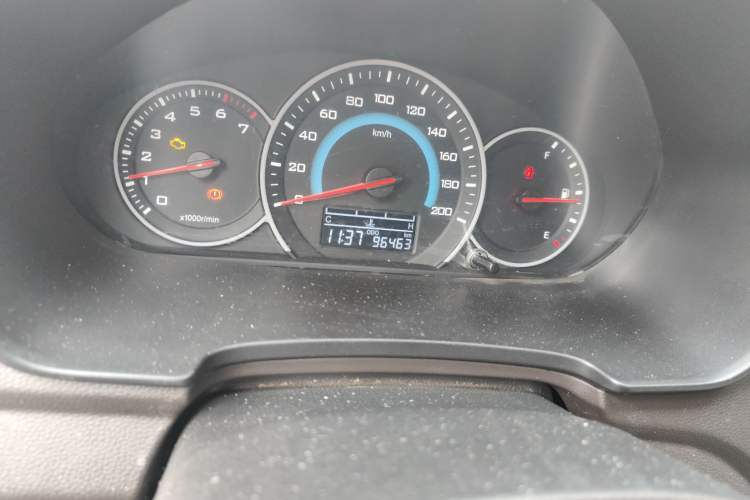 Used Wuling Hongguang V 2019 1.5L Enjoyment Version China VI LAR
