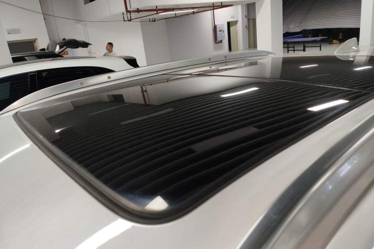 Used Cadillac XT4 2018 28T Two-Wheel Drive Tech Version Roof