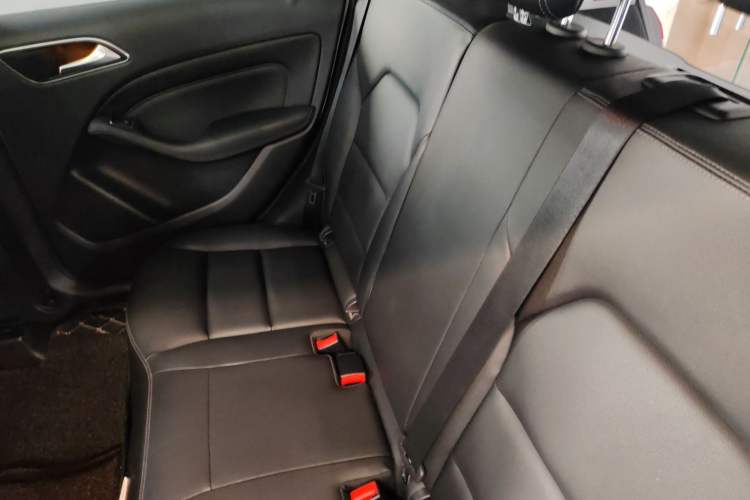 Used Mercedes-Benz B-Class 2018 B 200 Fashion Model