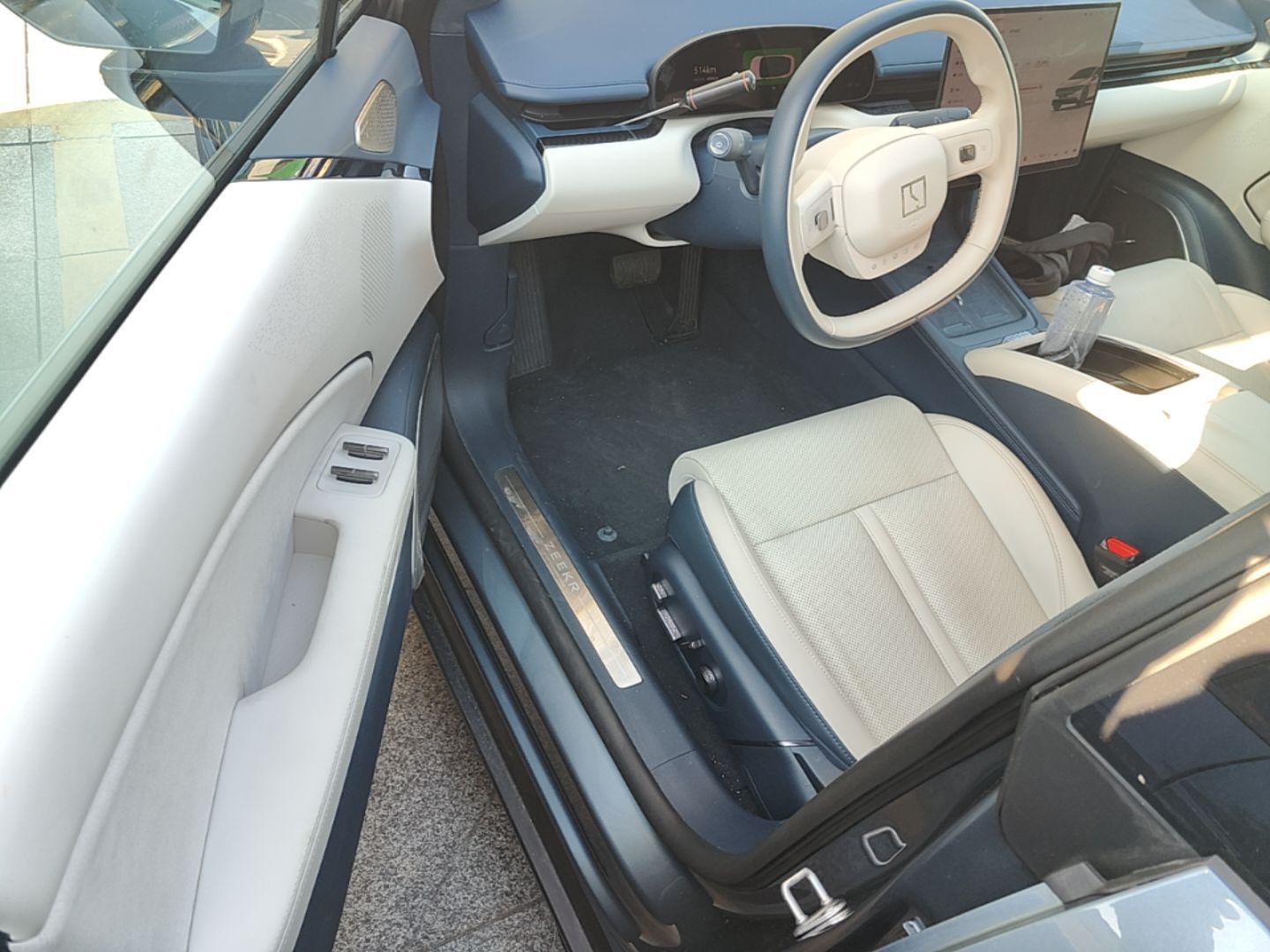 Zeekr 007 2024 Rear-Drive Enhanced Version 75 kWh — снимка 18