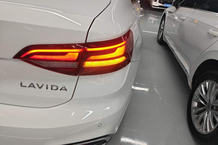 Used Volkswagen Lavida 2024 1.5L Automatic Starry Sky 5 Million Edition