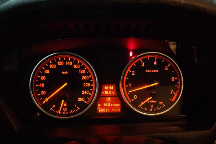 Used BMW X5 2013 xDrive35i Leading Model Instrument Cluster