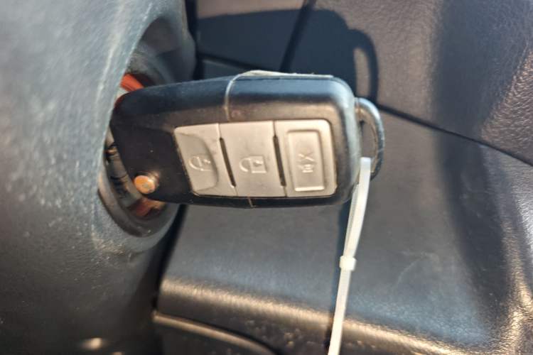 Used Leopaard Q6 2015 2.4L Manual Two-Wheel-Drive Elite Model
