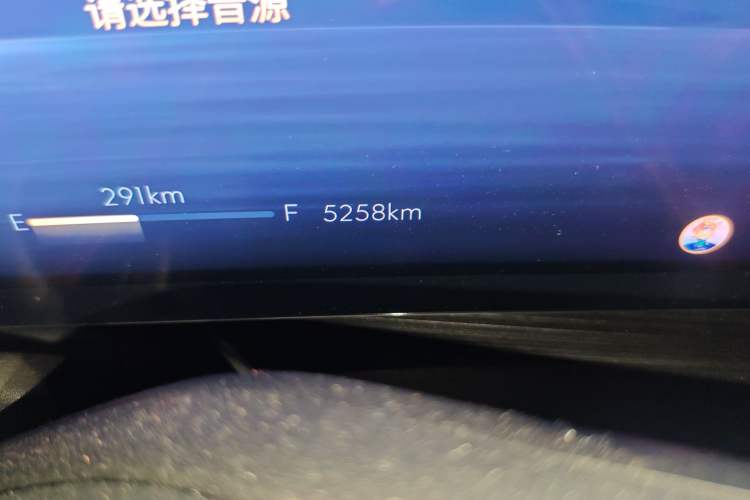 Used Buick Envision 2025 Encore Plus 28T Two-Wheel-Drive Platinum Edition