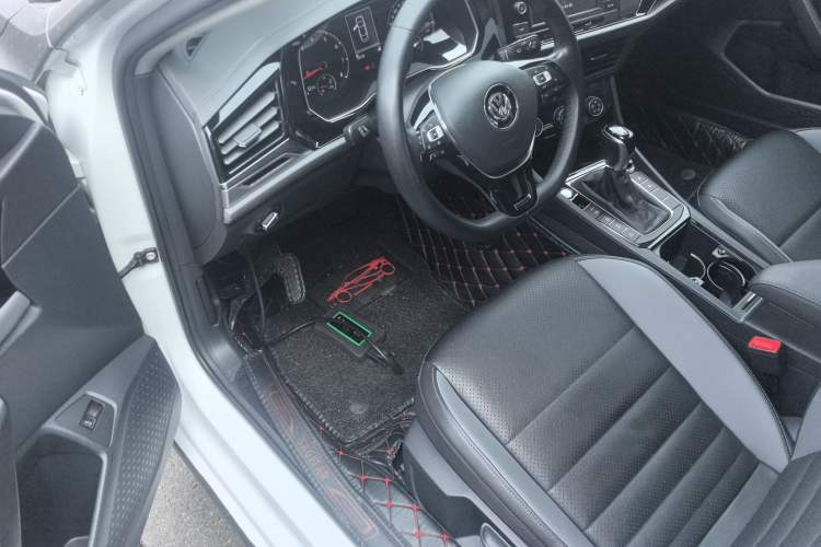 Used Volkswagen Sagitar 2019 280TSI DSG Comfort Version China VI Standard Driver Seat