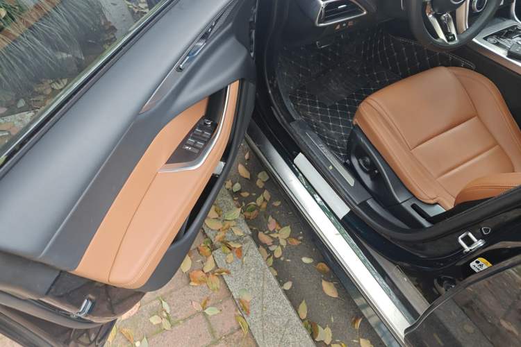 Used Jaguar XEL 2023 2.0T 250 PS R-DYNAMIC S Advanced Sport Edition
