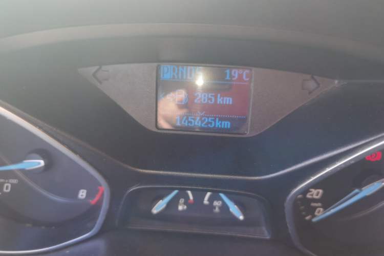 Used Ford Focus 2012 Sedan 1.6L Automatic Fashion Edition