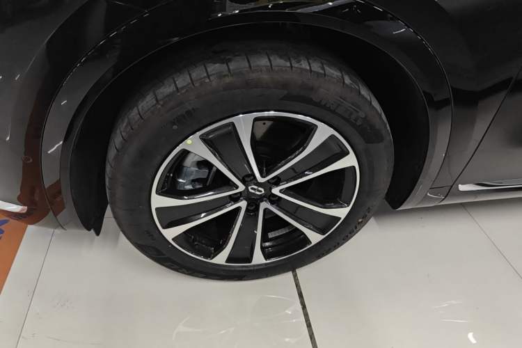 Used Hima AITO M7 2026 Model Range-Extending Pro+ All-Wheel Drive 5-Seater Version
