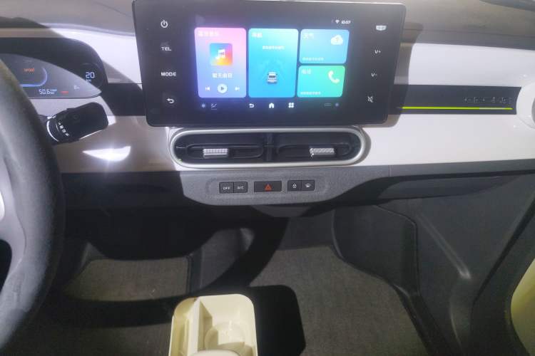 Used Geely Galaxy Panda 2025 210km Panda Kart Audio And AC Panel