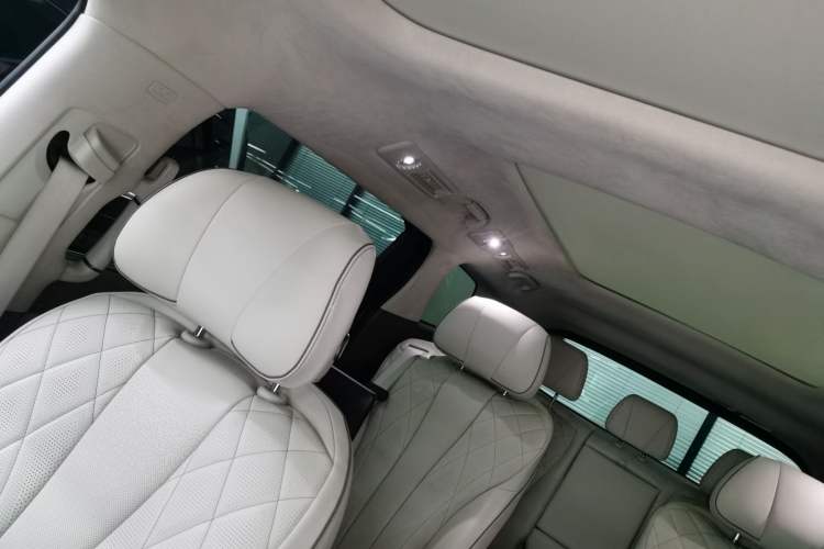 Used Denza D9 2022 DM-i 970 Four-Wheel Drive Flagship Model