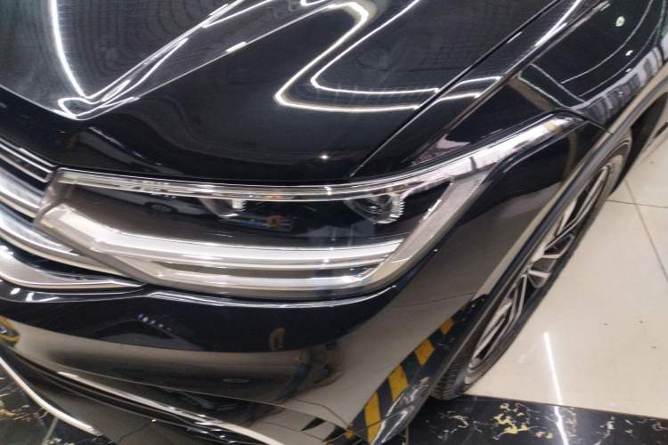 Used Volkswagen Tiguan L 2023 Restyled 330TSI Automatic Two-Wheel Drive R-Line Enhanced Comfort Version