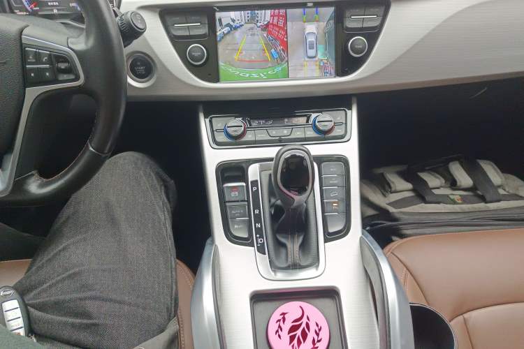 Used Geely Auto Emgrand X7 Sport 2016 1.8TD Automatic ZhiZun Version