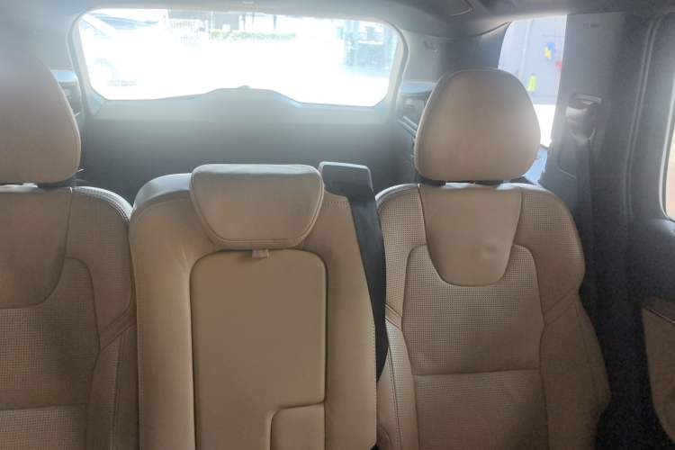 Used Volvo XC90 2016 T5 Zhiyi Edition 7-Seater
