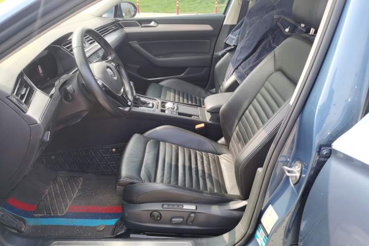 Used Volkswagen Variant New Energy 2019 GTE model Left Front Seat