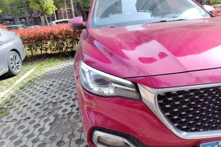 Used MG HS 2019 20T Automatic Two-Wheel Drive Trophy Super Sport Version China VI Standard Right Front Headlight