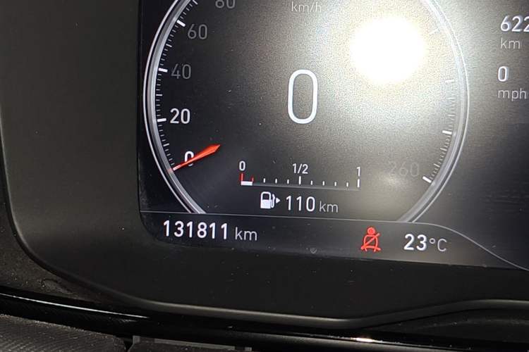 Used Lynk & Co 01 2017 2.0T Two-Wheel Drive Pro Edition Odometer Close Up