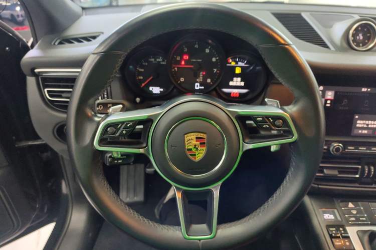 Used Porsche Macan 2018 Macan 2.0T