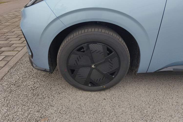 Used ARCFOX T1 2025 Model 425 PRO