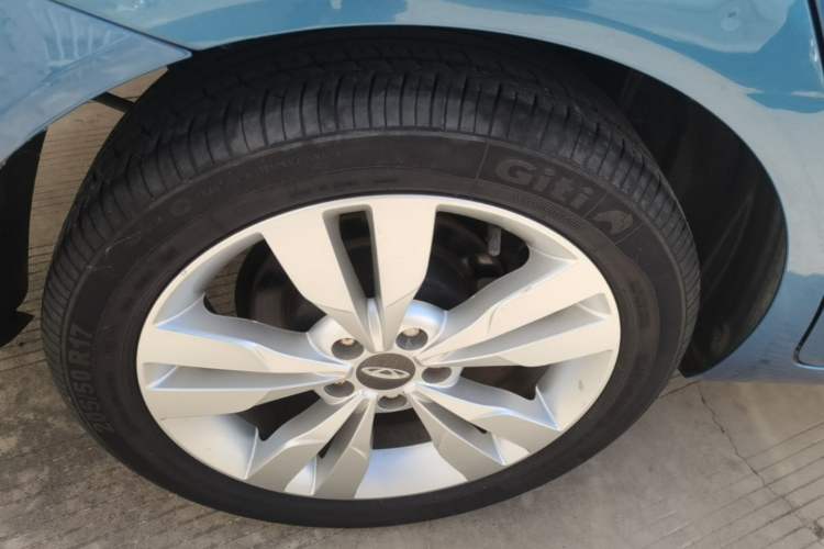 Used Chery Arrizo 5 2016 1.5L CVT Trendsetting Edition
