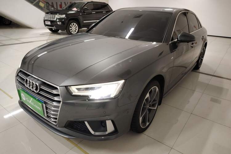 Used Audi A4L 2019 40 TFSI Fashion Edition China VI Emission Standard
