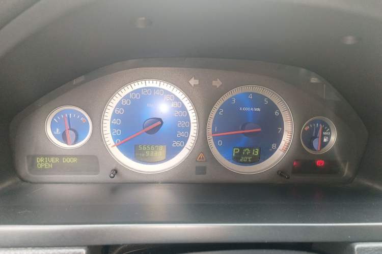 Used Volvo XC90 2011 2.5T R-Design Instrument Cluster