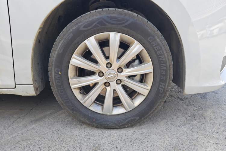 Used GAC Trumpchi M6 2023 PRO 270T DCT Elite Edition Right Front Wheel Hub