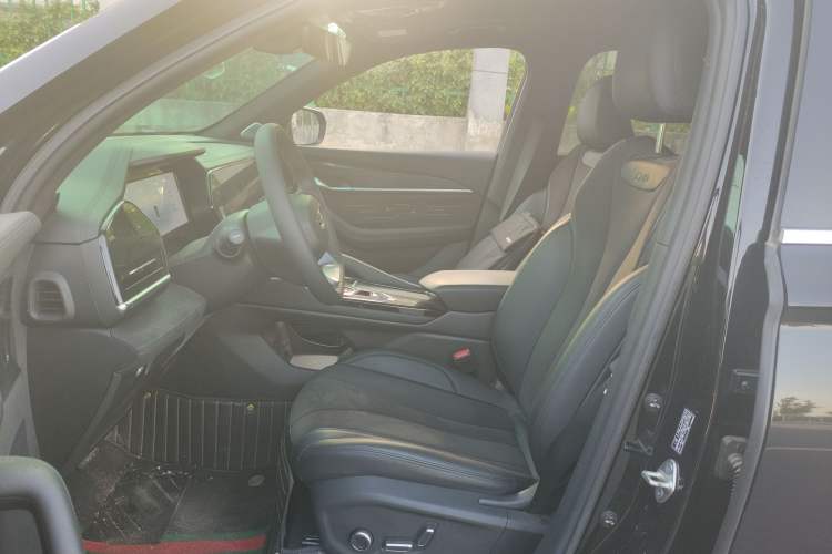 Used Geely Auto Monjaro L 2024 2.0TD High-Power Automatic Two-Wheel Drive Skyline Edition