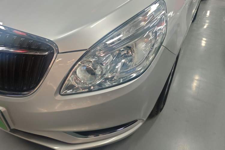 Used Buick GL8 2017 25S Comfort Version China V Standard Left Front Headlight