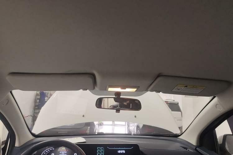 Used CHANGAN OSHAN Benni E-Star 2022 Qingxin Edition Colorful Model Lithium Iron Phosphate Headliner