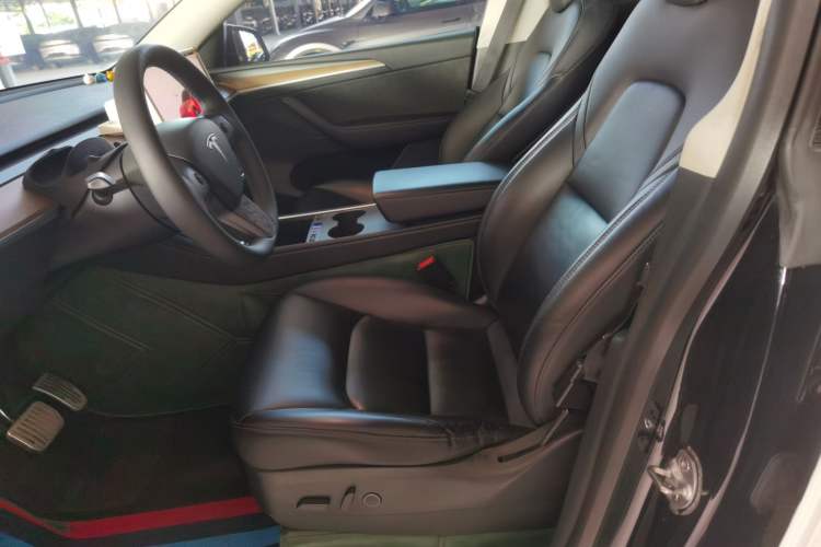 Used Tesla Model Y 2022 Rear-Wheel-Drive Version