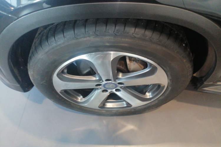 Used Mercedes-Benz GLC 2016 GLC 300 4MATIC Dynamic Model
