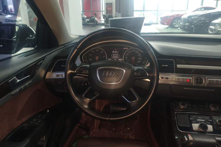 Used Audi A8 2014 A8L 45 TFSI quattro Comfort model