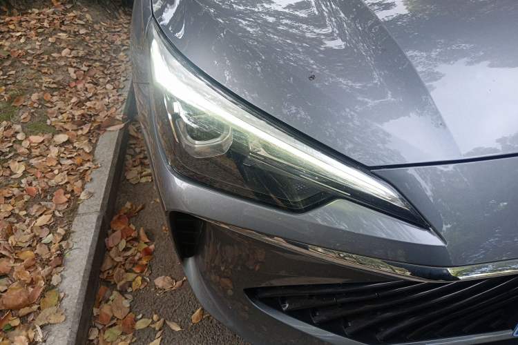 Used Roewe i5 2023 1.5L CVT Luxury Edition