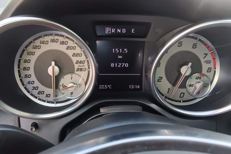 Used Mercedes-Benz SLK-Class 2011 SLK 200 Fashion Model