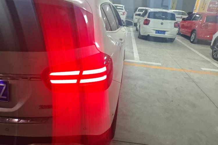 Used Mercedes-Benz GLA 2017 GLA 200 Fashion Model Right Rear Taillight