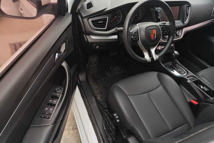 Used Roewe 360 2018 PLUS 1.5L Automatic Luxury Edition Driver Seat