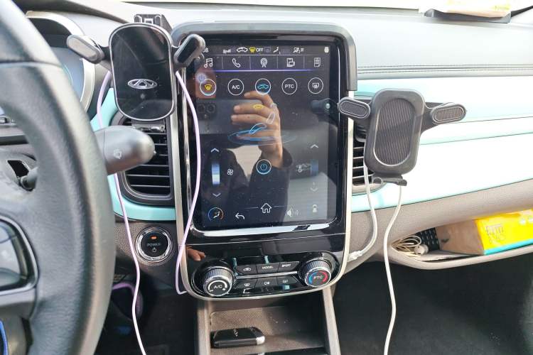 Used Chery Little Ant 2021 150 000 Yuan Ant Fan Edition New Ant Cool Version Lithium Iron Phosphate
