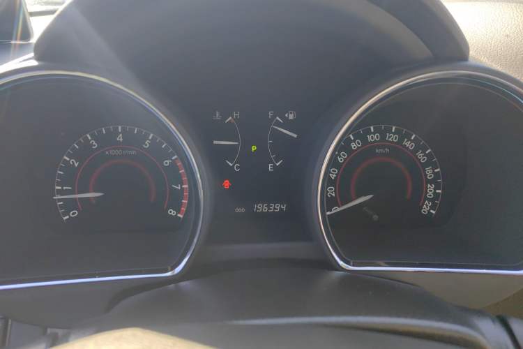 Used Toyota Highlander 2013 2.7L Two-Wheel Drive 5-Seater Purple Gold Edition
