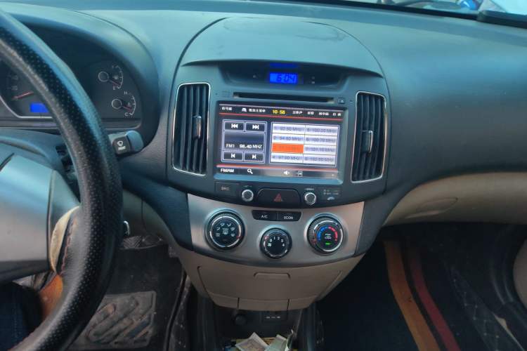 Used Hyundai Celesta 2011 1.6L Manual Comfort Edition