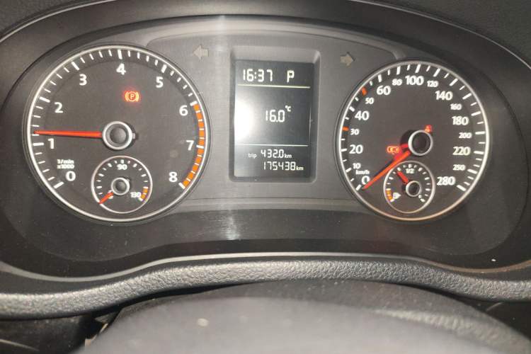 Used Volkswagen Passat 2013 1.8TSI DSG Prestige Edition
