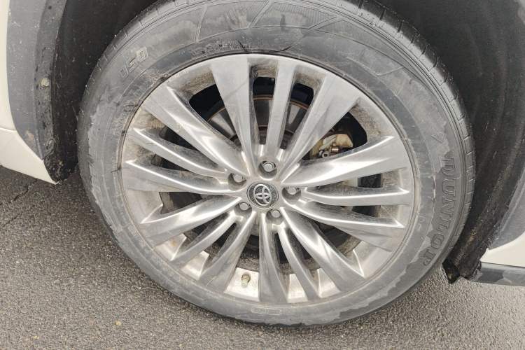 Used Toyota Highlander 2022 Dual-Engine 2.5L Four-Wheel Drive Prestige Version 7 Seats